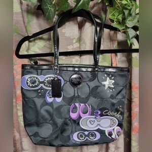 Coach Daisy Pop Optic Tote Bag H1176 F17587 Black Signature Appliqué